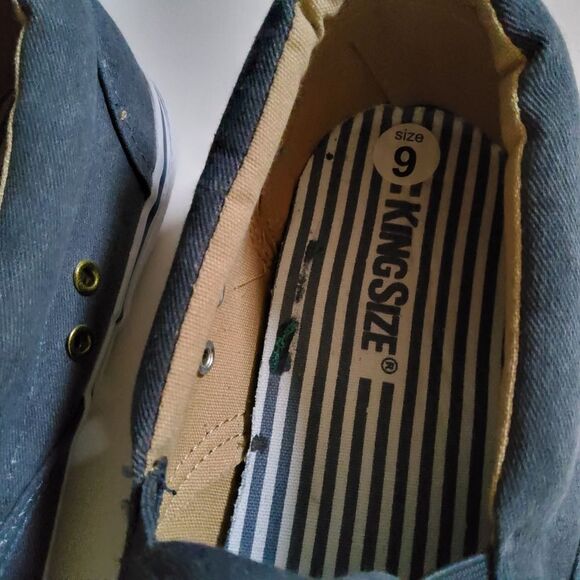 KingSize Slip On Canvas Sneakers Size 9 Grey New